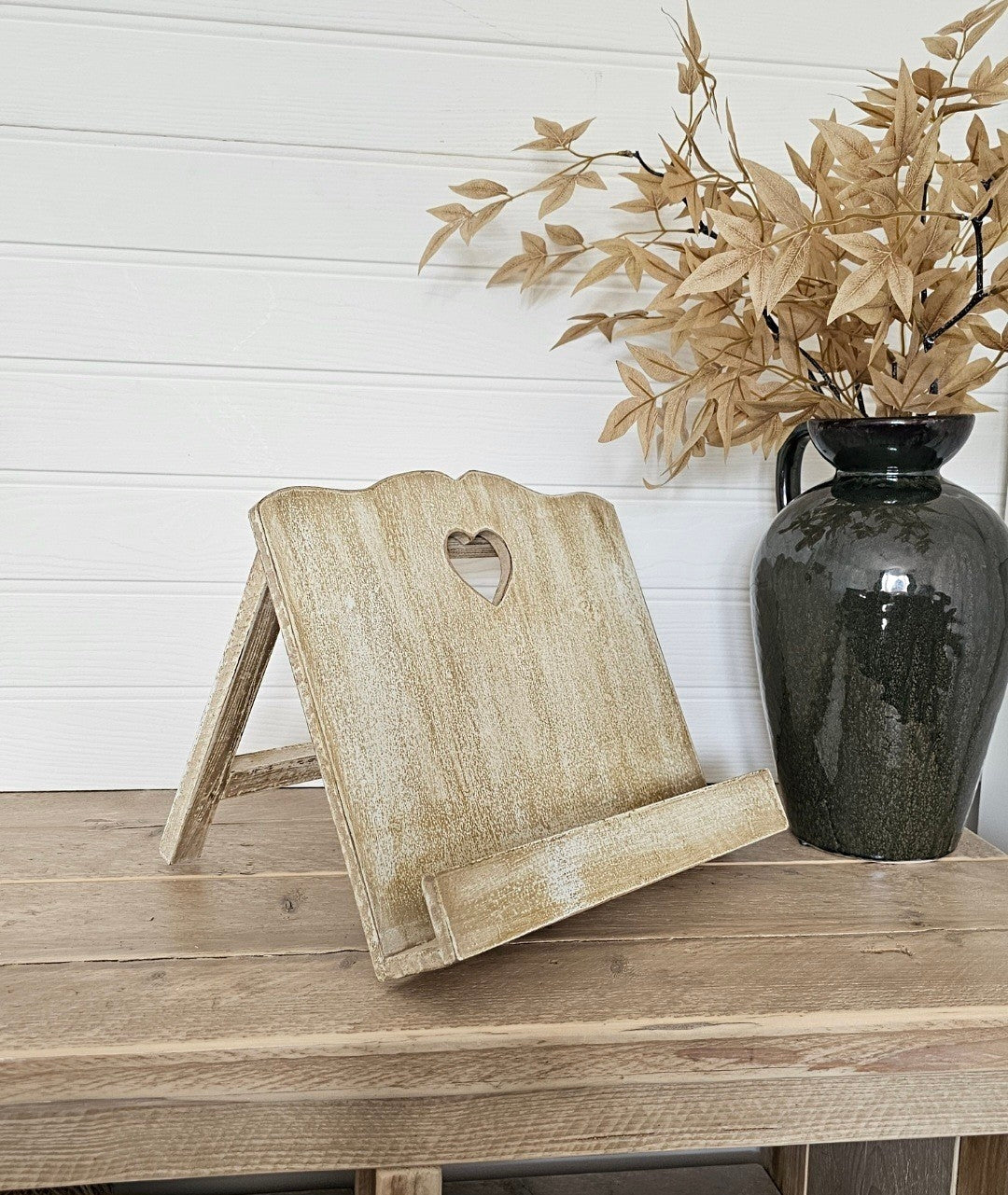 Large Rustic Heart Wooden Book Stand