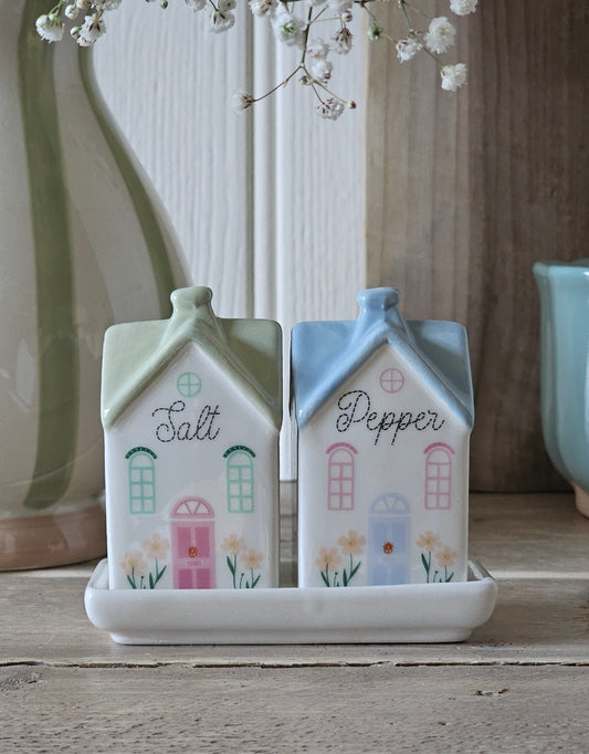 Country Cottage Salt & Pepper Shakers