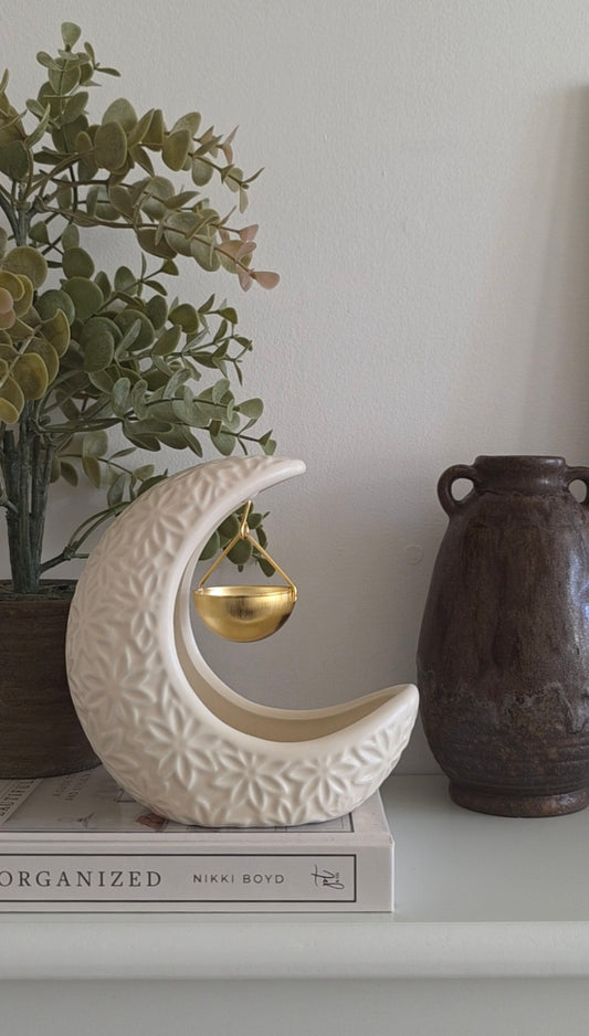 Crescent Moon Hanging Oil Burner