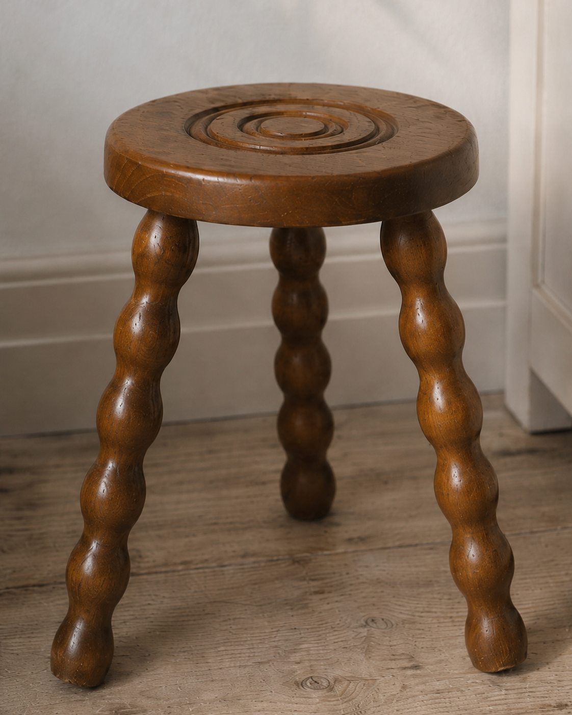 Mini Bobble-Leg Tripod Stool